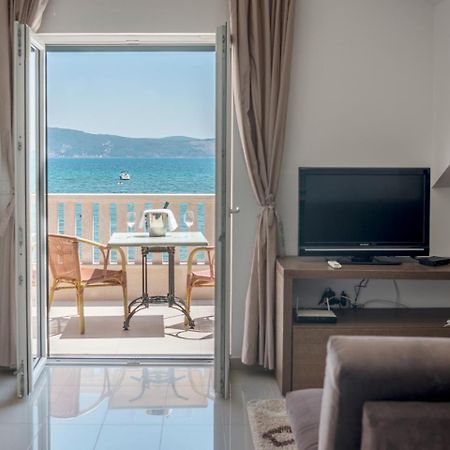Апартаменти Grifone Coastline Херцег-Новий Екстер'єр фото
